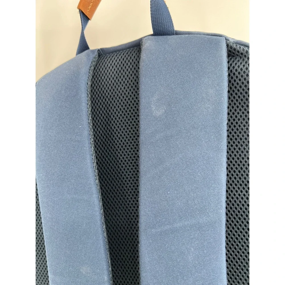 Fjällräven Räven 28 Backpack — Navy, NWT